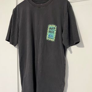 Quicksilver T Shirt - Men's Large